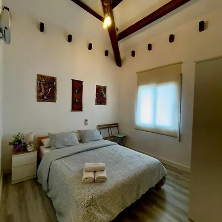Holiday home Paradise, Urban Oasis By -toprentalsbarcelona- *