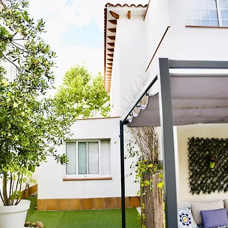Holiday home Paradise, Urban Oasis By -toprentalsbarcelona- Esplugues de Llobregat