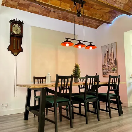Holiday home Paradise, Urban Oasis By -toprentalsbarcelona- Esplugues de Llobregat